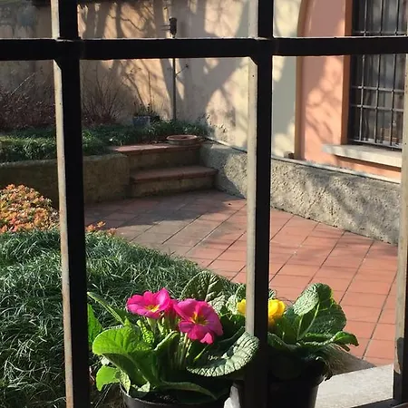 Cosy Historical Center Cremona